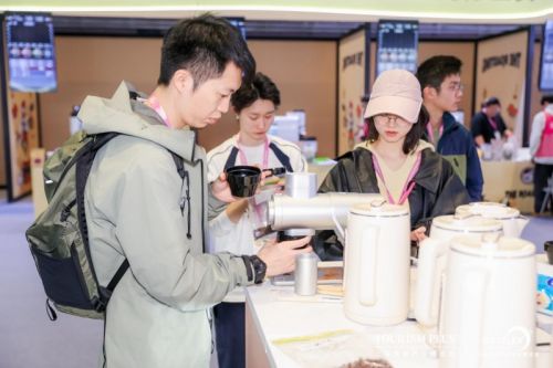 圆满收官百胜图E6Air助力赛事级咖啡研磨突破不朽情缘版2025WCRC中国区选拔赛上海站(图5)